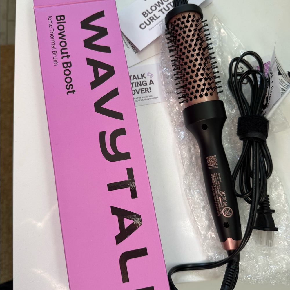 Wavytalk Blowout Boost Ionic Thermal Brush - Black